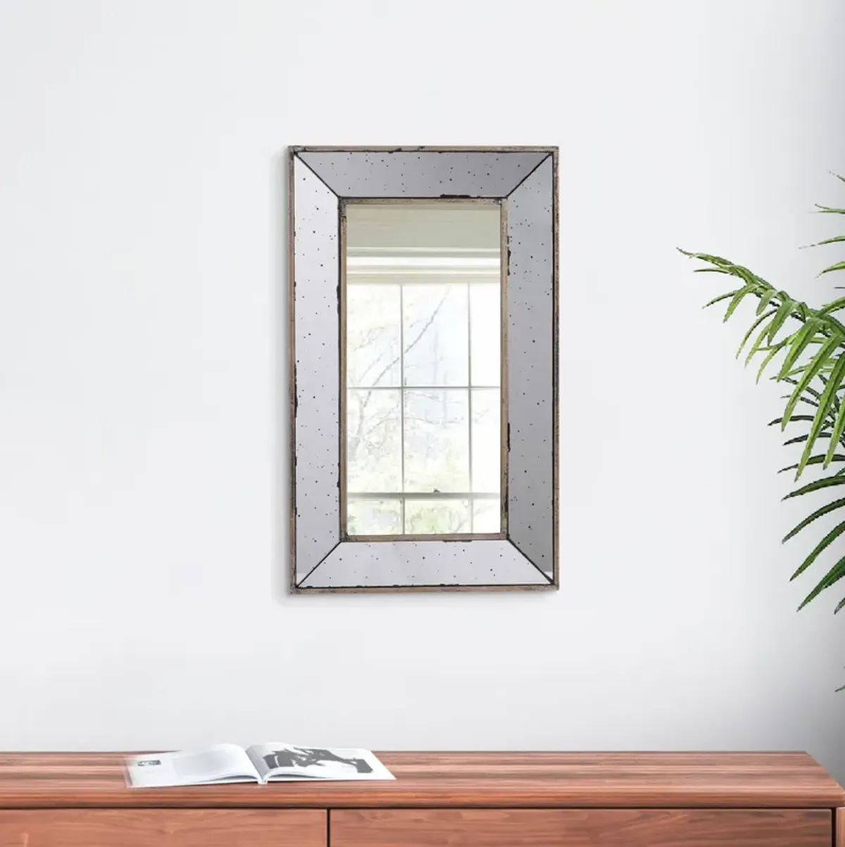 Filo 24 Inch Wall Mirror, Raised Tray Edges, Mirrored Rectangular Frame