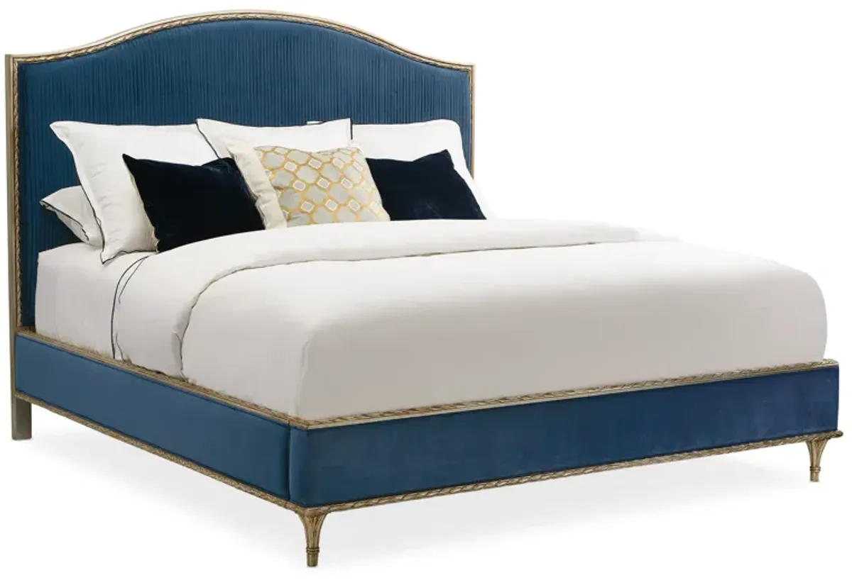 Fontainebleau King Platform Bed