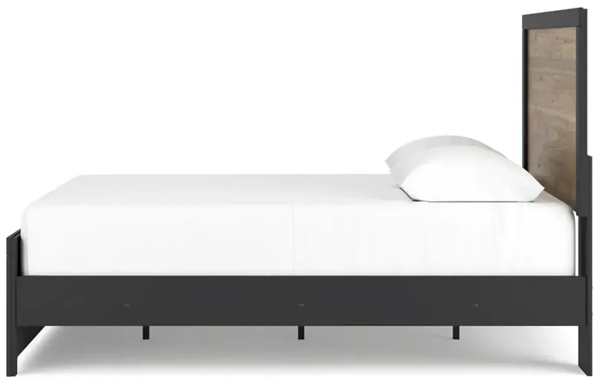 Vertani Queen Panel Bed