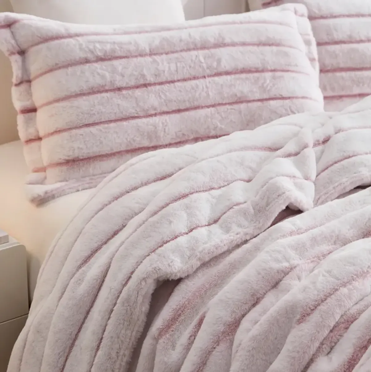 Softer than Soft - Coma Inducer� Oversized Comforter Set