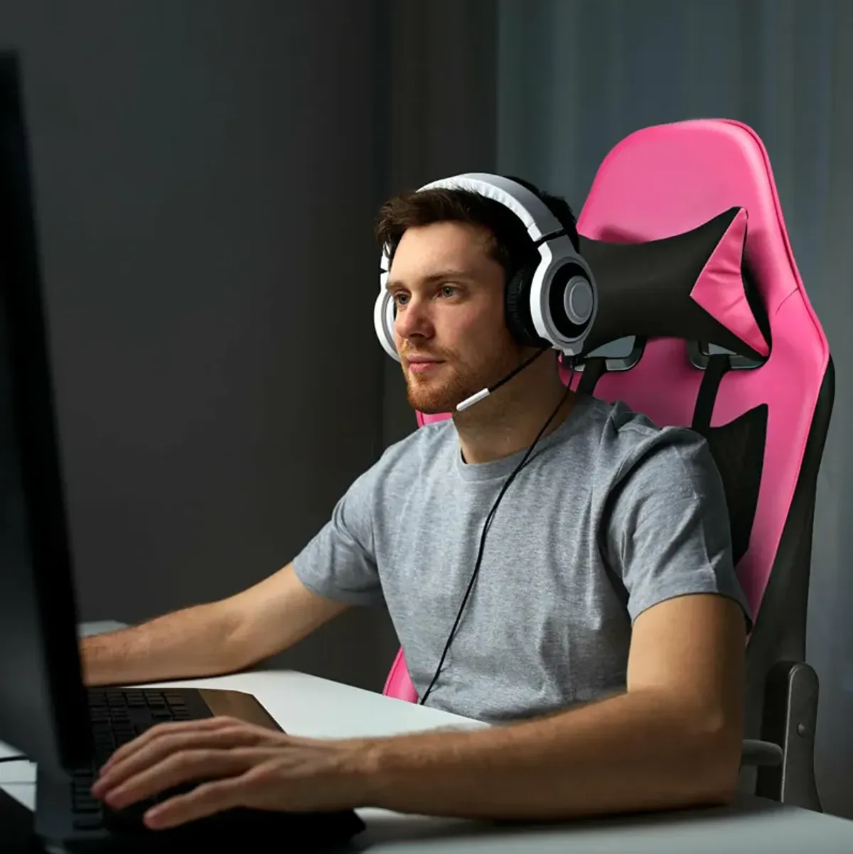 Costway Gaming Chair  Massage  Reclining  Racing Office Computer Chair with Footrest Pink