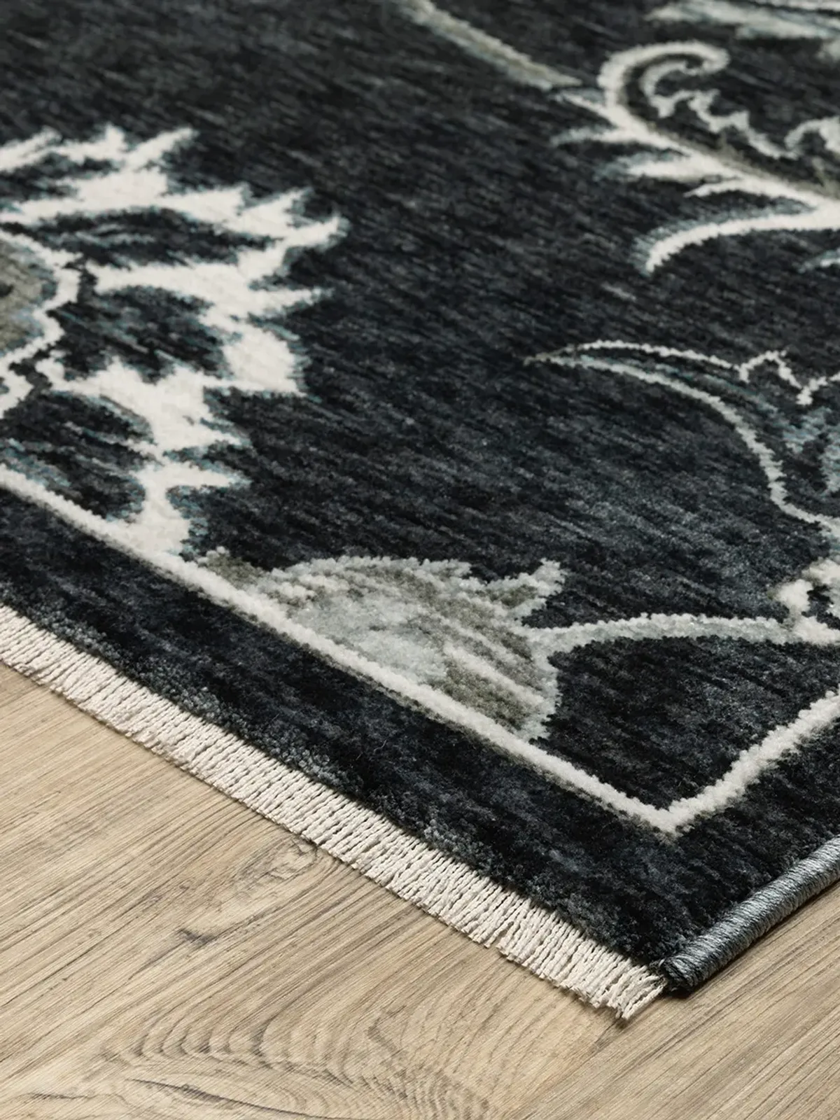 Echo ECH05 2'3"x7'6" Rug