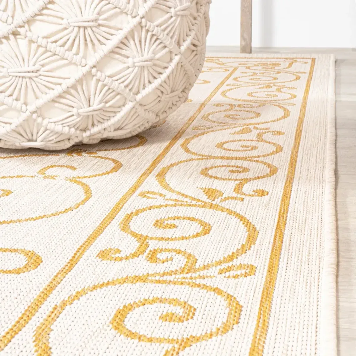 Charleston Vintage Filigree Textured Weave Indoor/Outdoor Area Rug