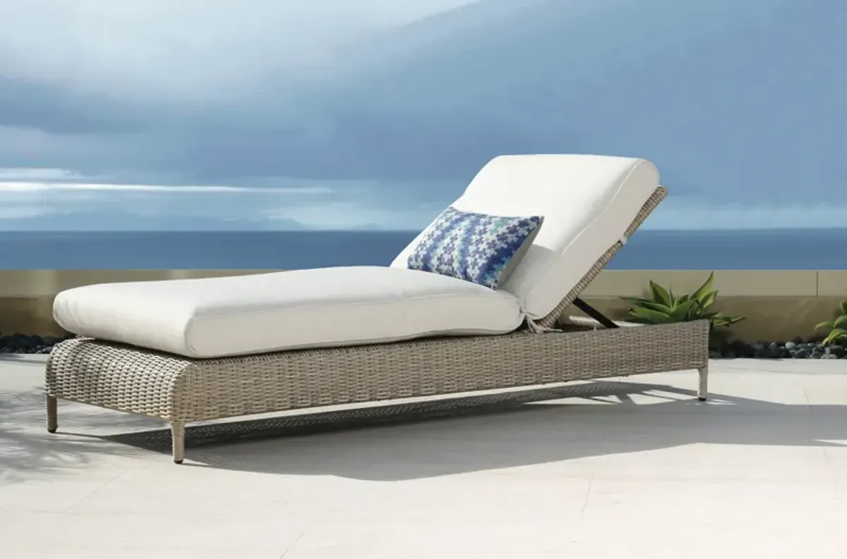 Manhattan Adjustable Chaise in Linen Canvas w/ Self Welt