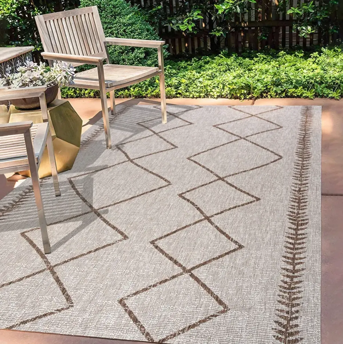 Derya Tribal Diamond Trellis Indoor/Outdoor Area Rug