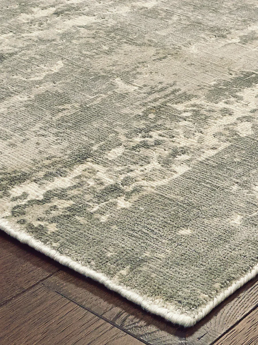 Formations 2'6" x 10' Grey Rug