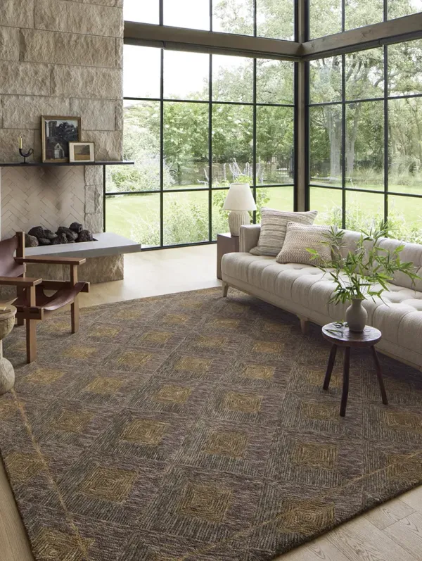 Varena VAR-04 Plum / Gold 9''3" x 13' Rug by