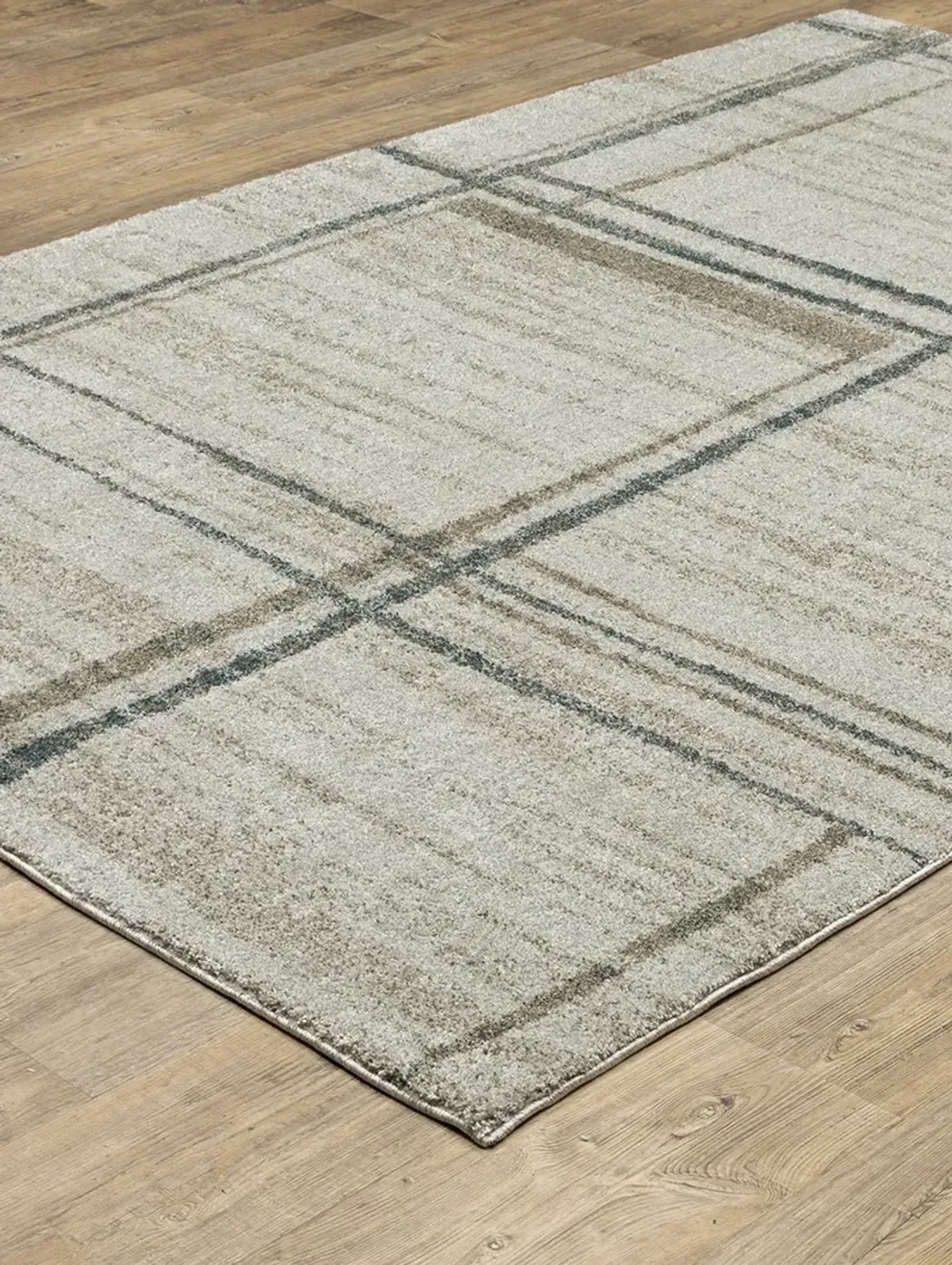 Alton 2'3" x 7'6" Beige Rug