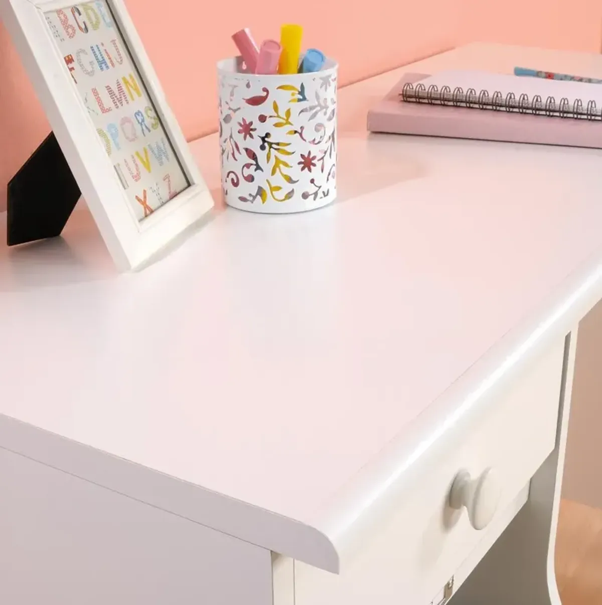 Sauder Pogo Desk Sw