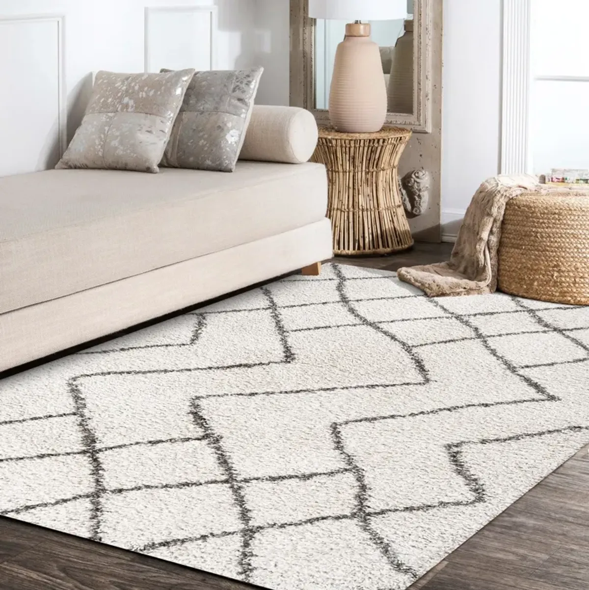 Inca Moroccan Diamond Shag Area Rug