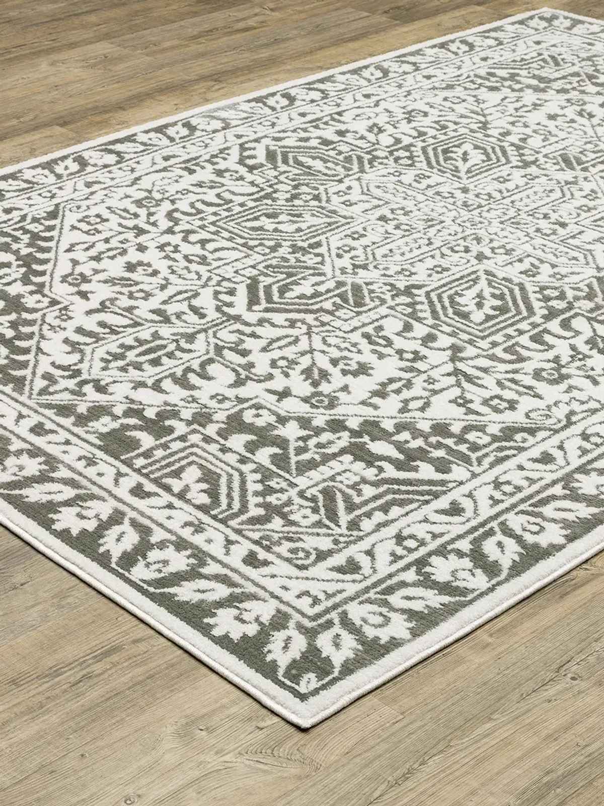 Montecito 7'10" x 10'10" Gry Rug