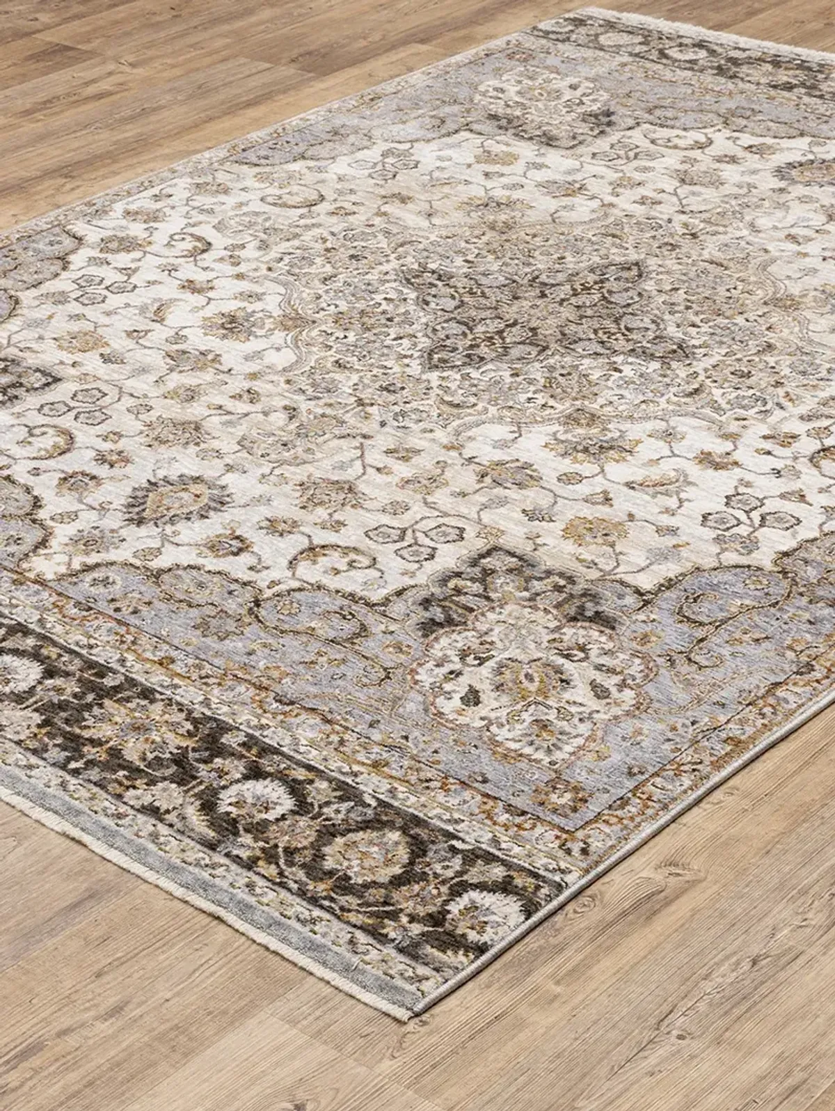 Maharaja 7'10" x 10'10" IVY Rug