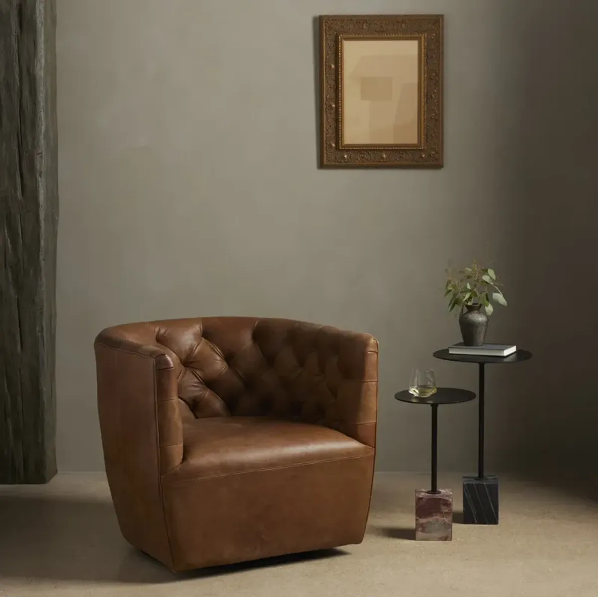 Hanover Swivel Chair