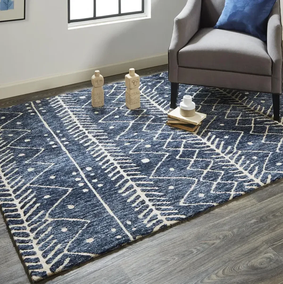 Colton 8318F Blue/Ivory 2' x 3' Rug