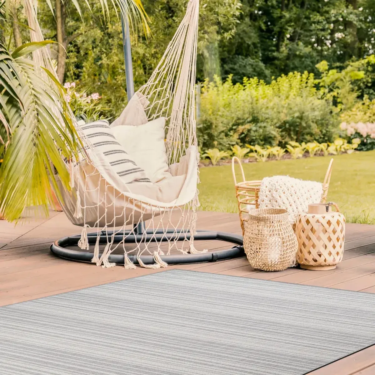 Waikiki Stripe Indoor/Outdoor Area Rug