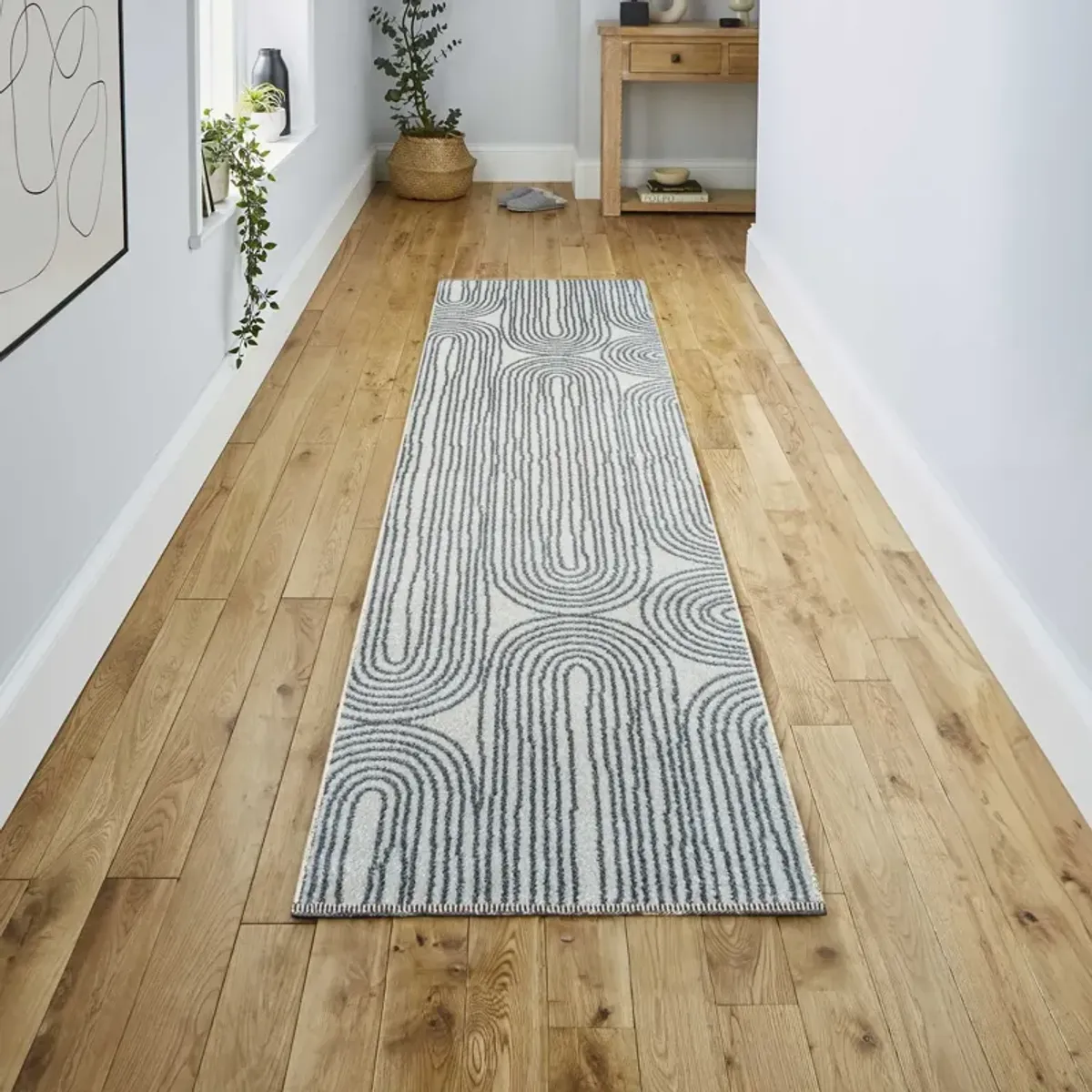 Doodle Contemporary Glam Geometric Machine-Washable Runner Rug