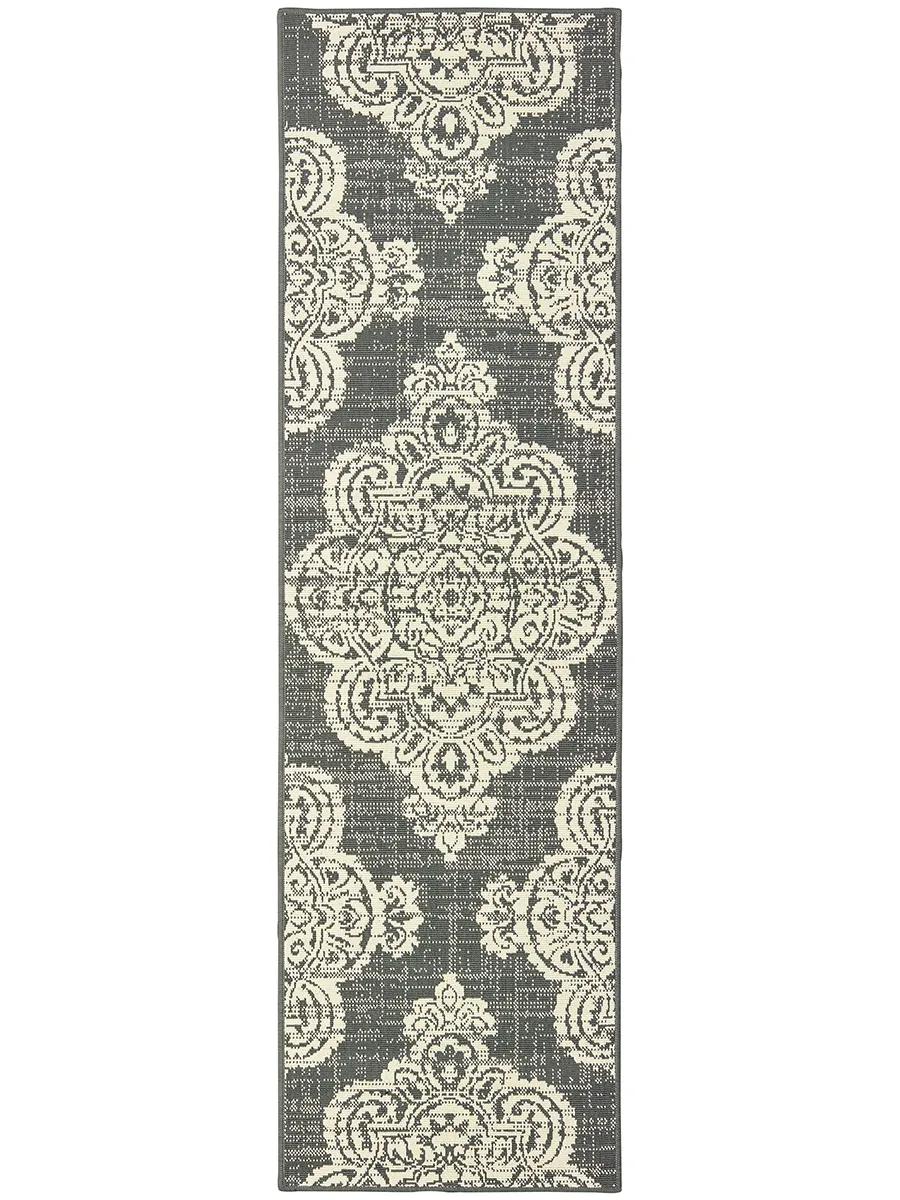 Marina 2'3" x 7'6" Grey Rug