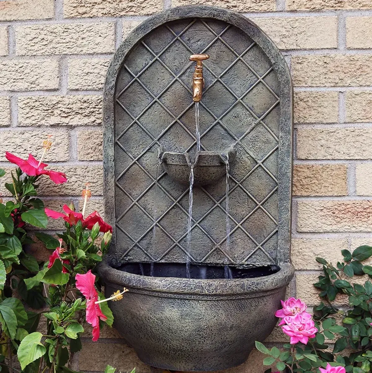 Sunnydaze Messina Outdoor Solar Wall Fountain with Battery