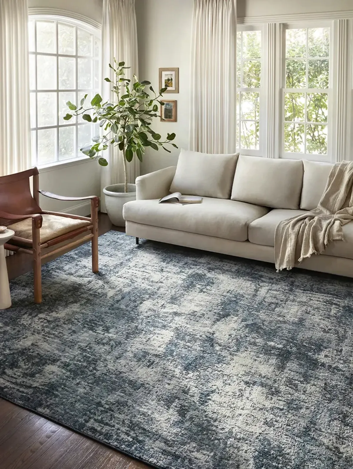 Austen AUS01 Natural/Ocean 7'10" x 10'6" Rug