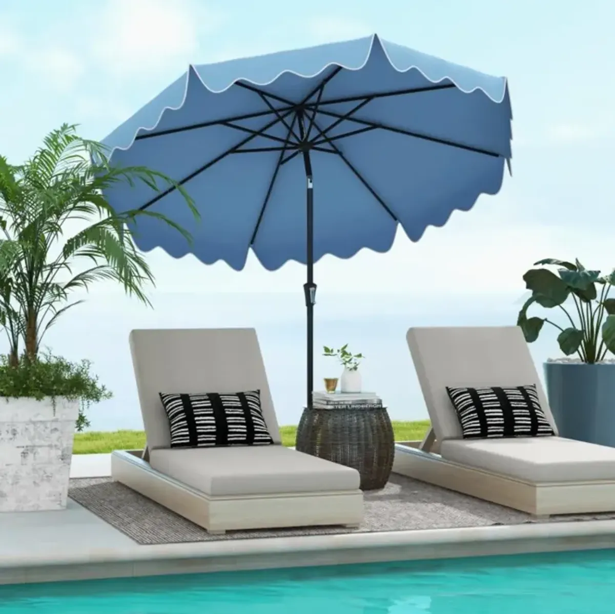 9 Feet Patio Umbrella with Crank Handle and Push Button Tilt