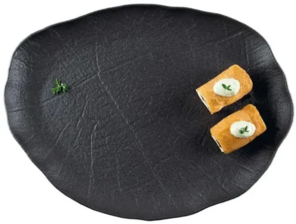Shade 13" x 9.75" x h:0.75" Oval Black Porcelain Platter