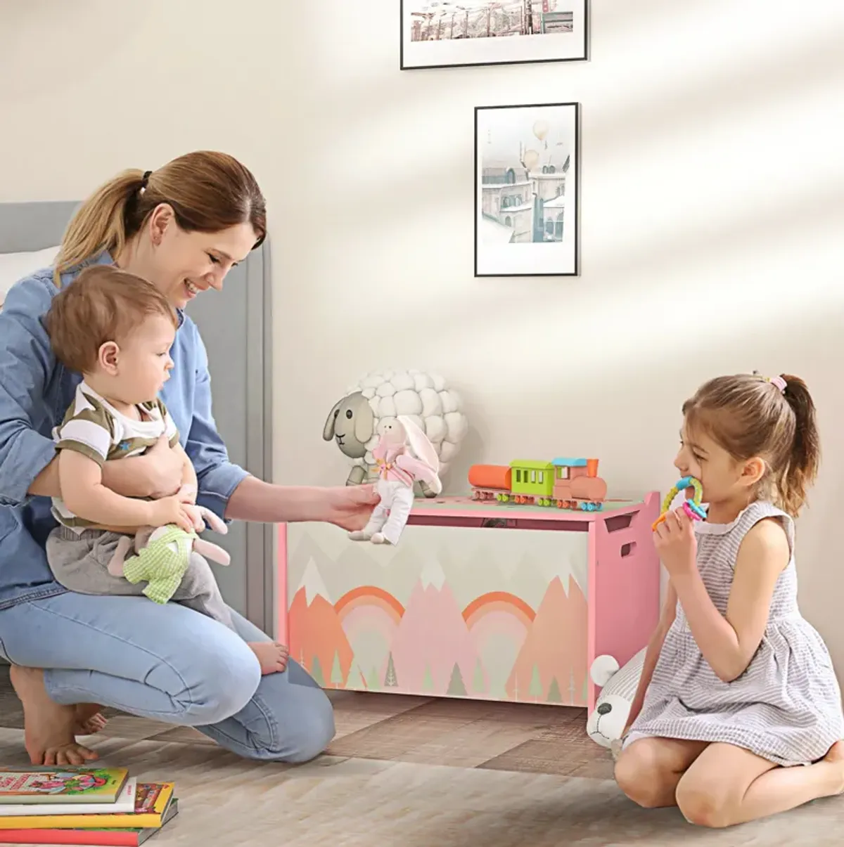 Pink Kids Toy Chest: Sleek Design, Spacious Storage