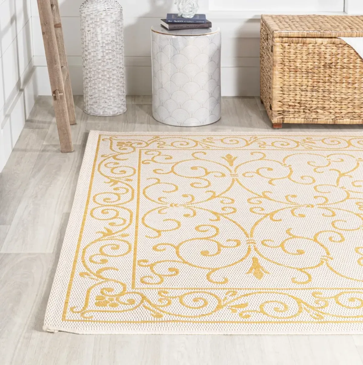 Charleston Vintage Filigree Textured Weave Indoor/Outdoor Area Rug