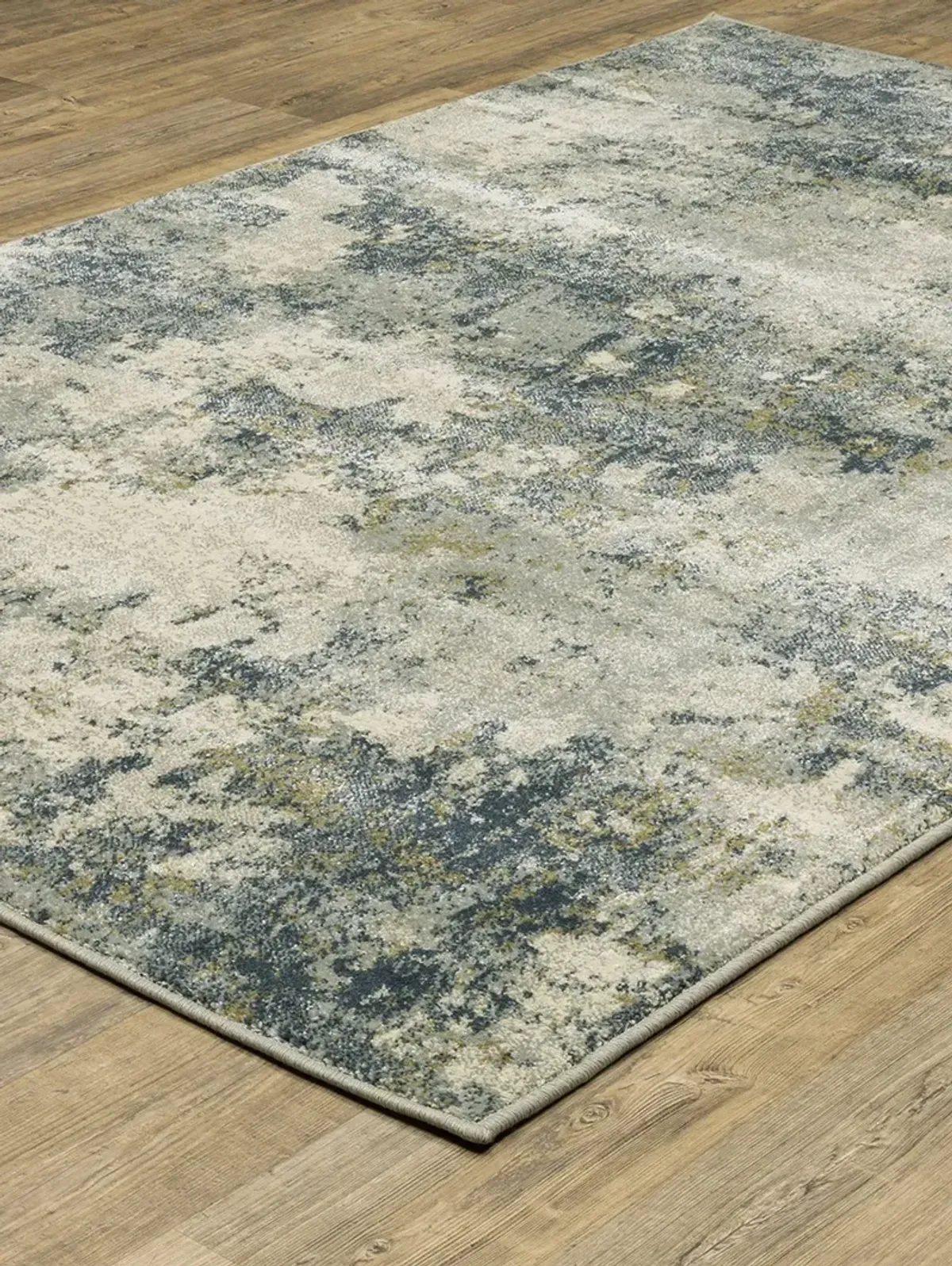 Branson 5'3" x 7'3" Beige Rug