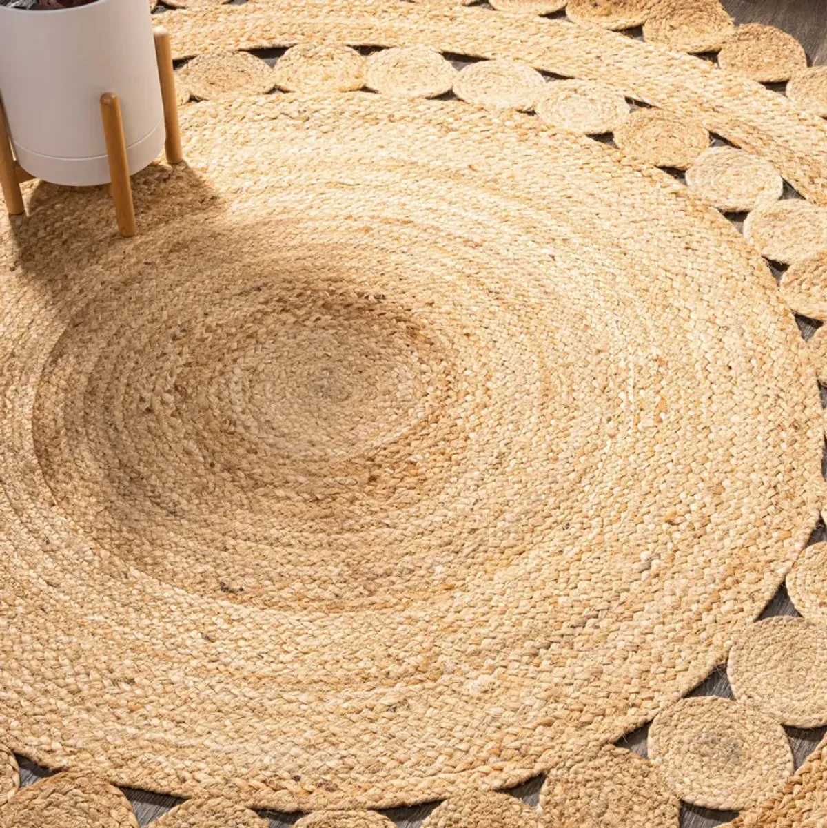 Bodhi Round Natural Jute hippie Circle Natural Round Area Rug