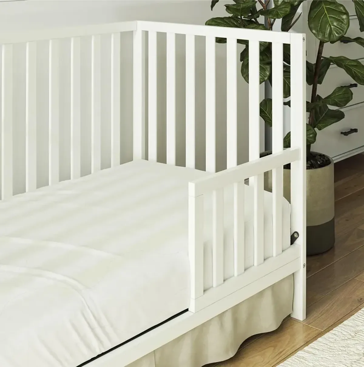 Baby Relax Ema 3-in-1 Convertible Crib