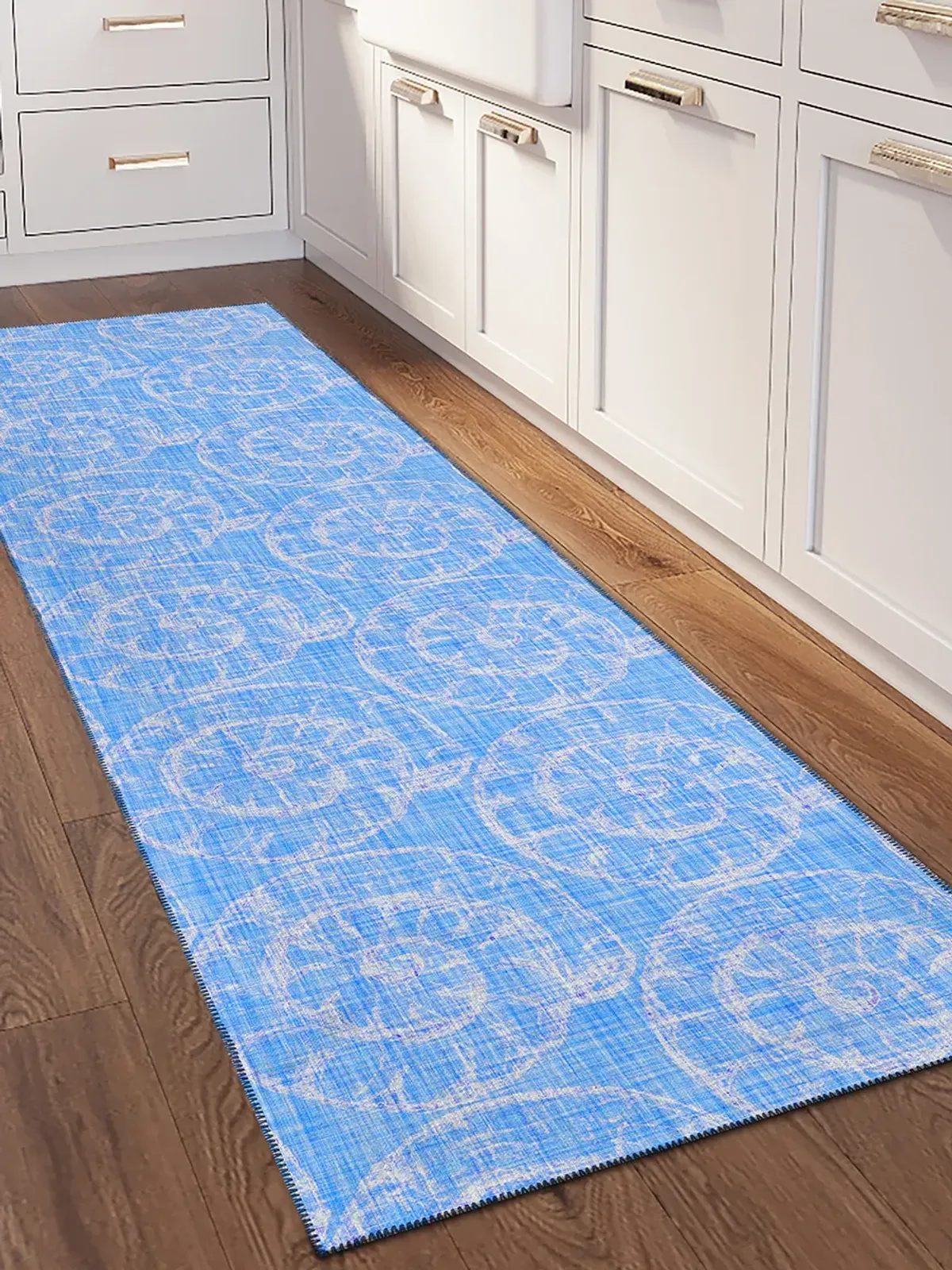 Seabreeze SZ11 Cobalt 2'3" x 7'6" Rug