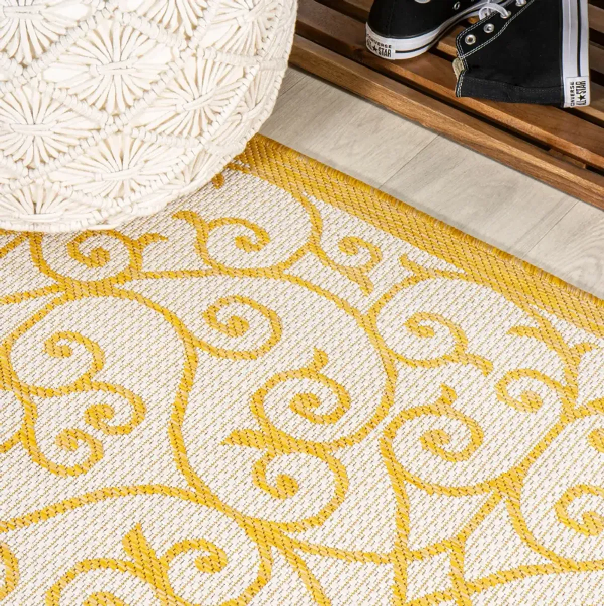 Madrid Vintage Filigree Textured Weave Indoor/Outdoor Area Rug