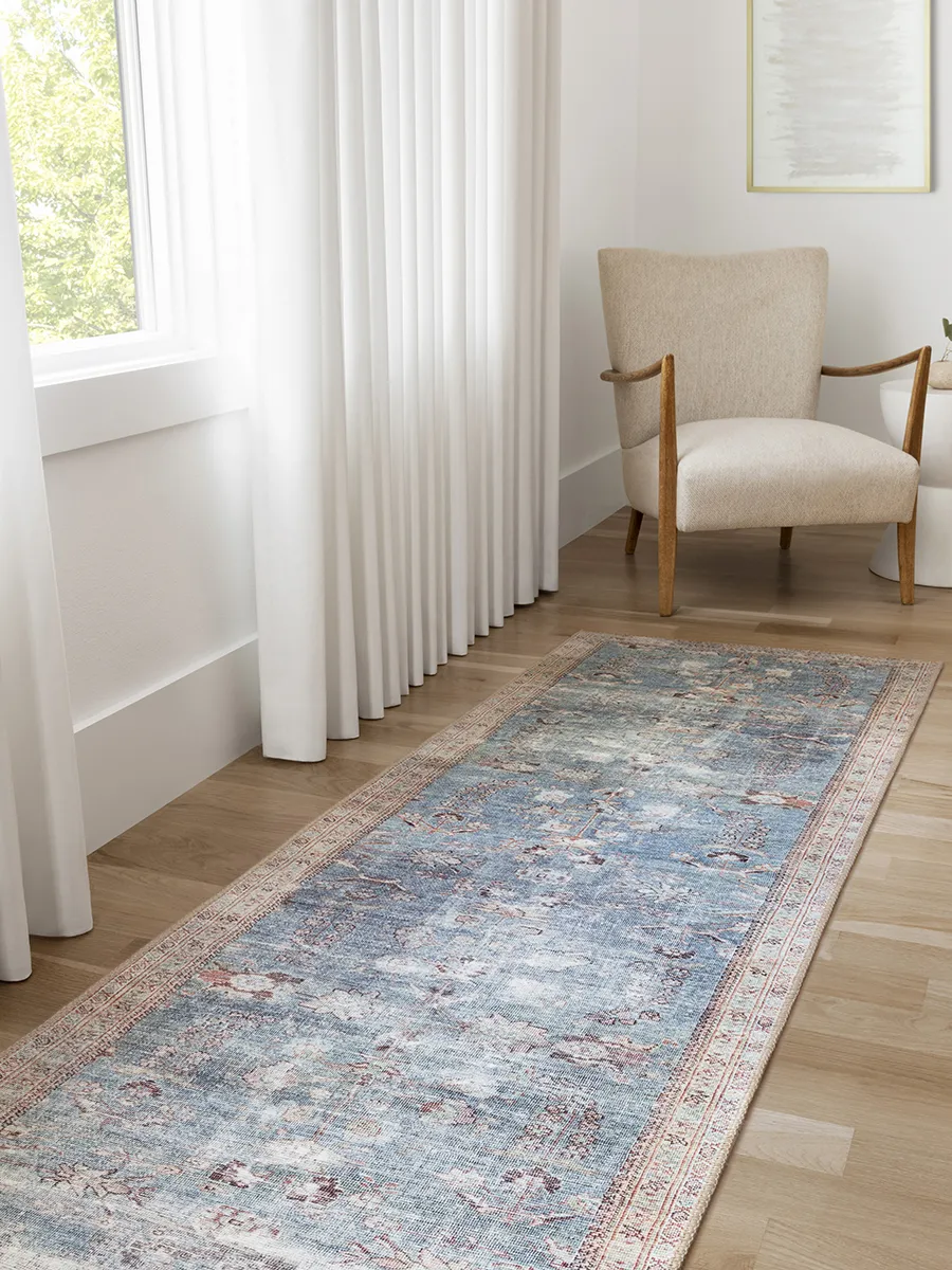 Wynter WYN06 2'6" x 9'6" Rug