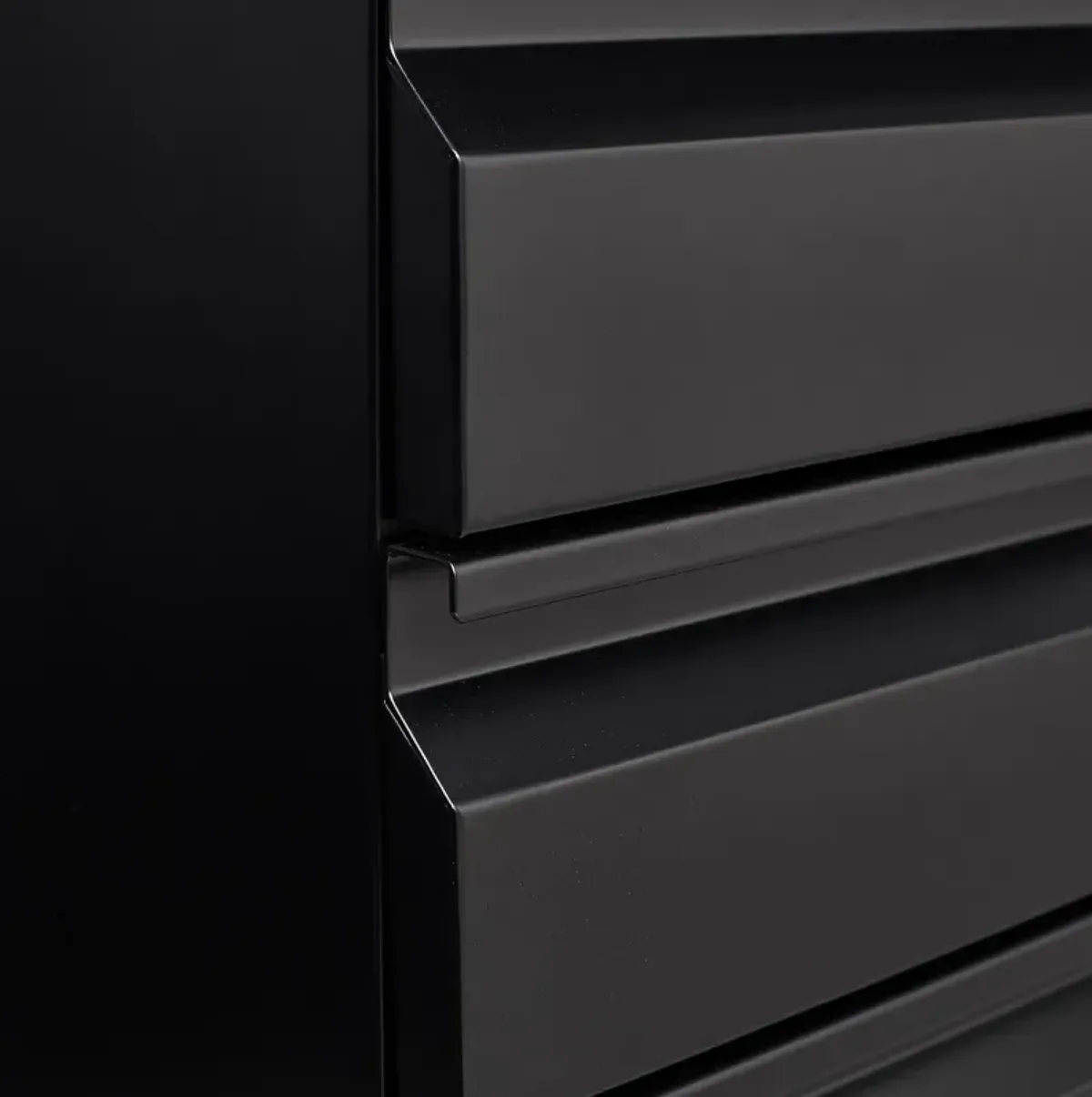 Locking 3-Drawer File Cabinet