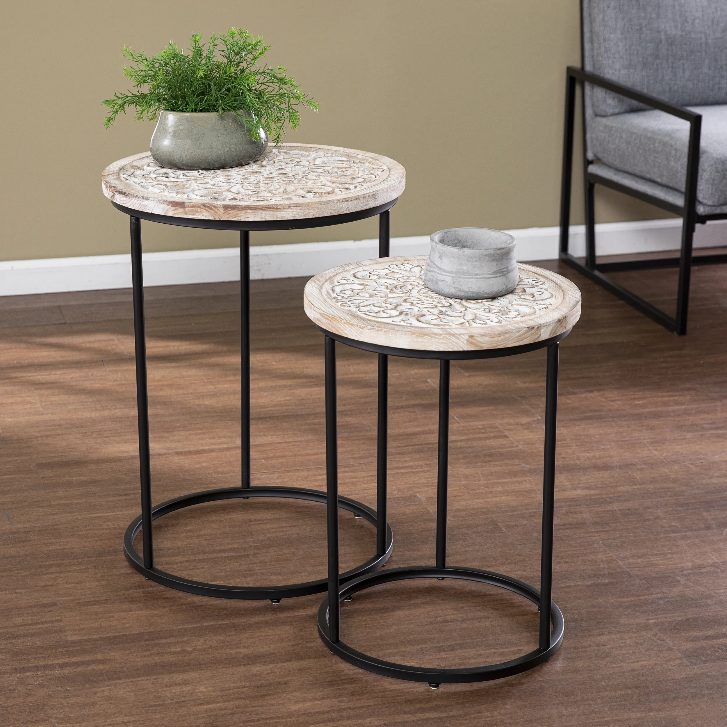 Swendland Round Accent Tables 2pc Set