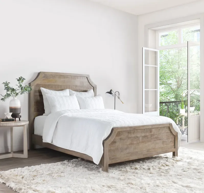 Carly White King Quilt