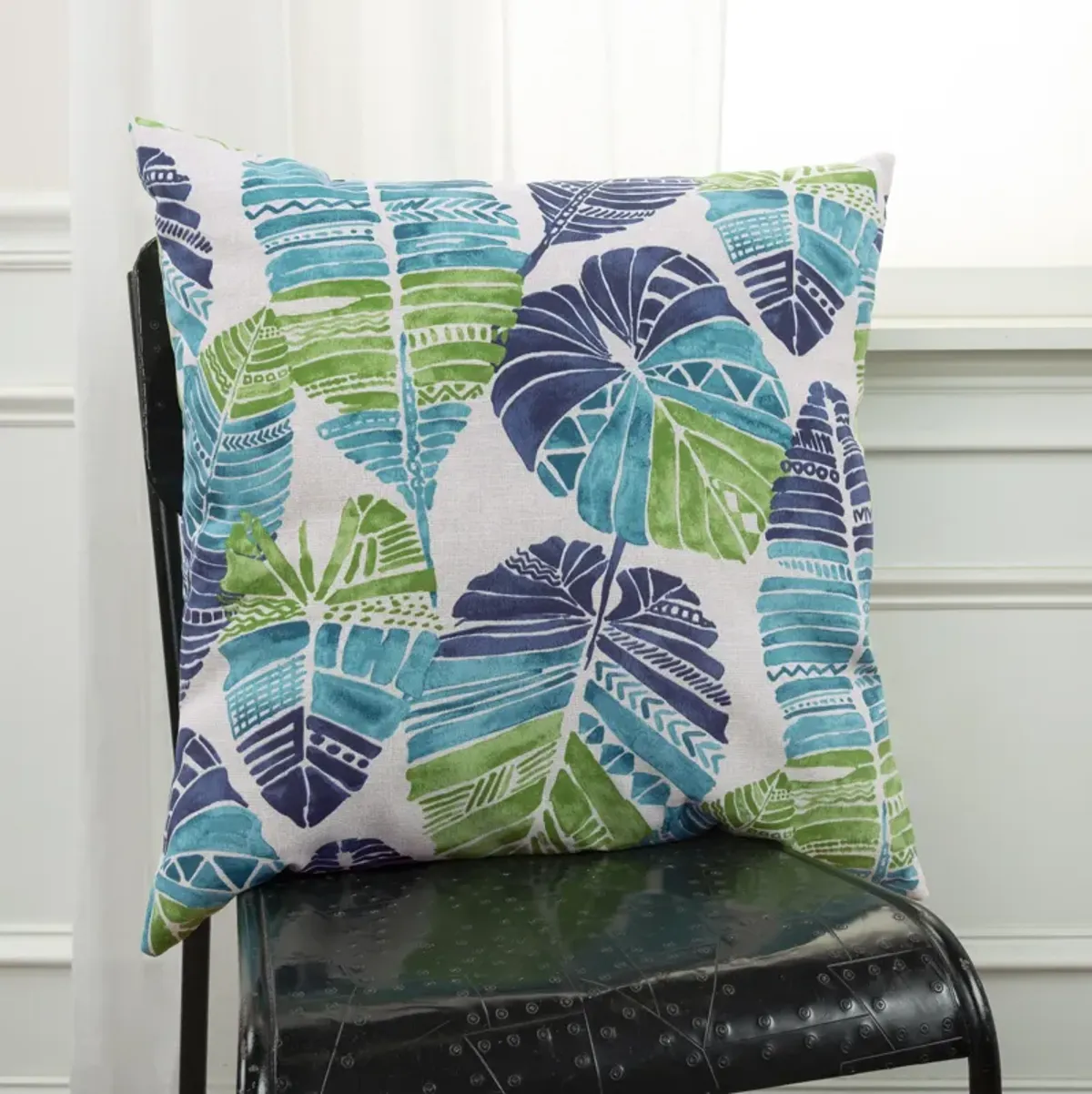 22"x22" Indoor/Outdoor Pillow, Tropical Green Blue