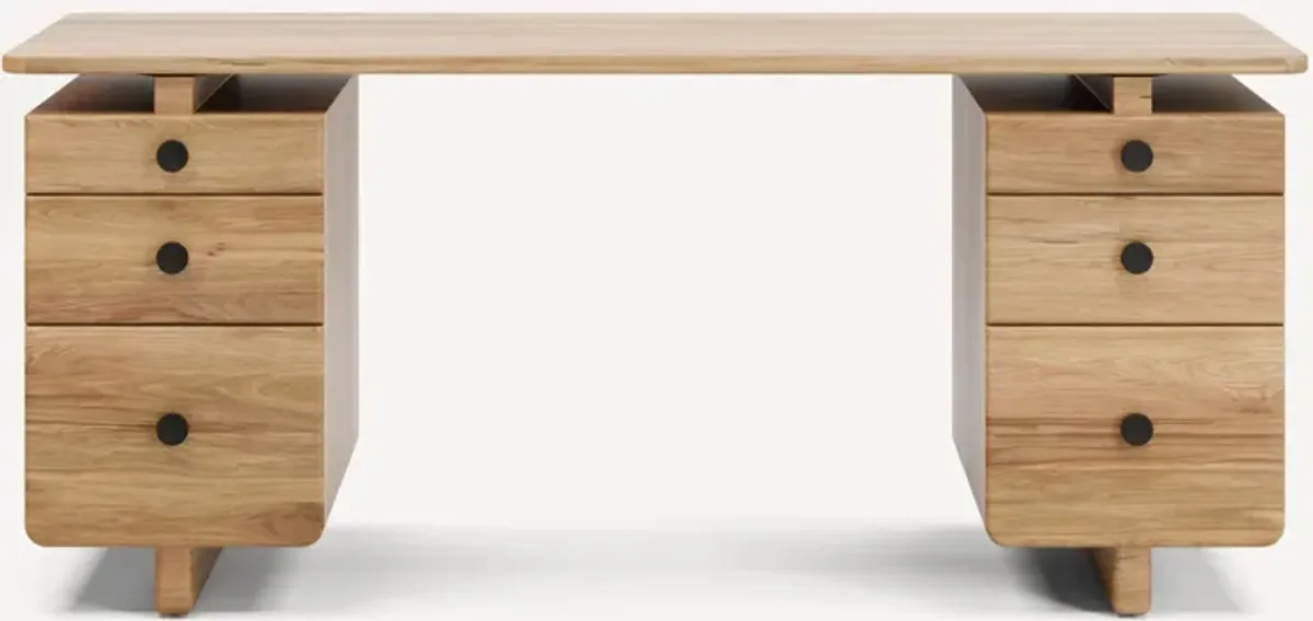 Valeria Desk