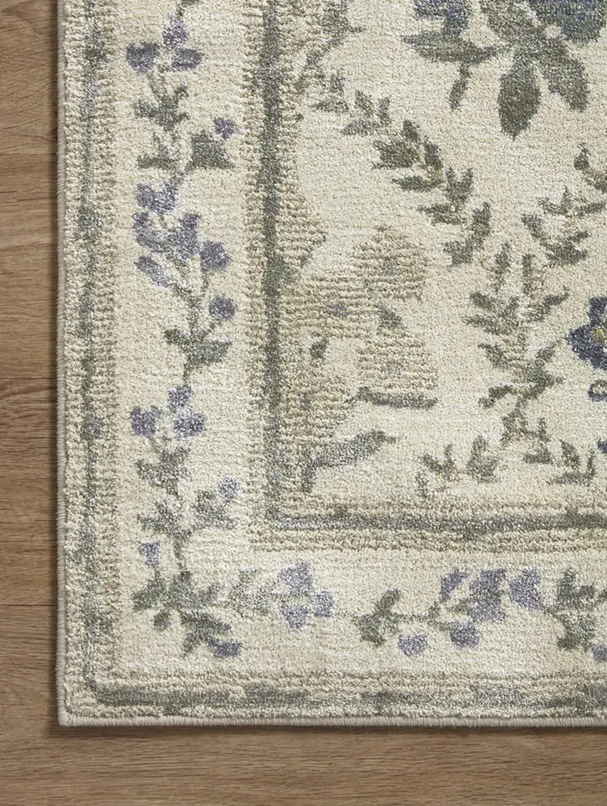 Fiore FIO04 2'7" x 8'" Rug