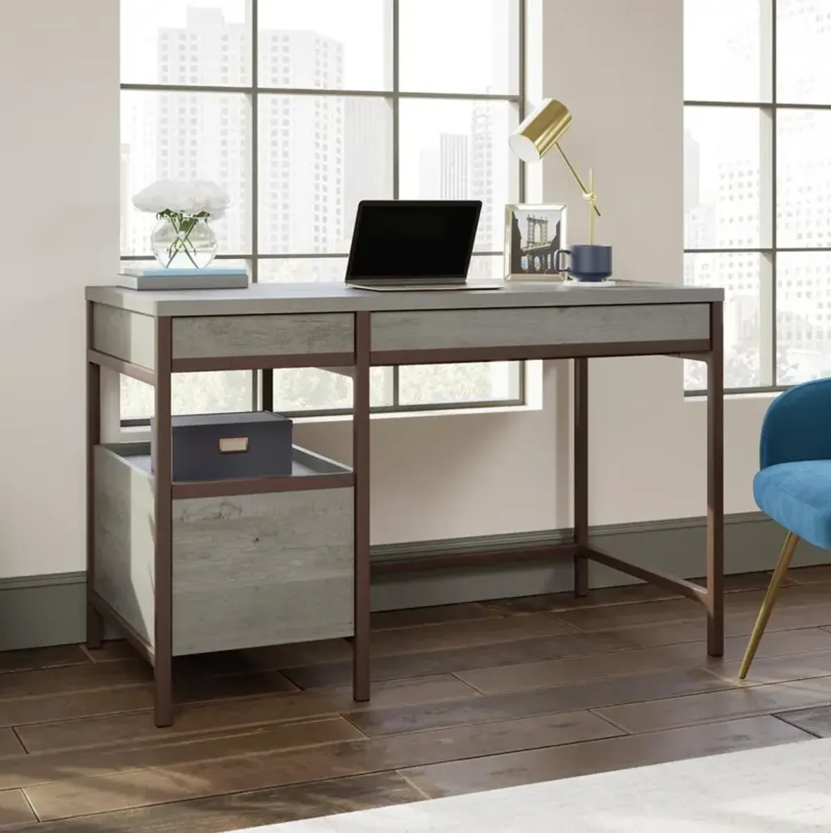 Sauder Manhattan Gate Single Ped Desk Moa