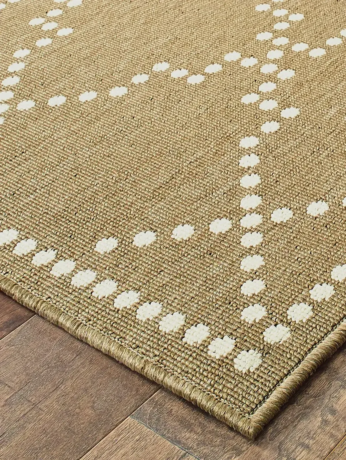 Marina 2'5" x 4'5" Tan Rug