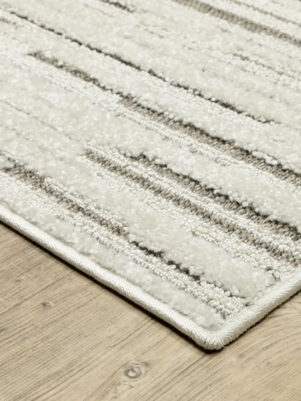 Tangier 7'10" x 10'10" Ivory Rug