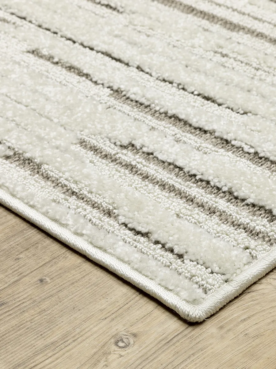 Tangier 7'10" x 10'10" Ivory Rug