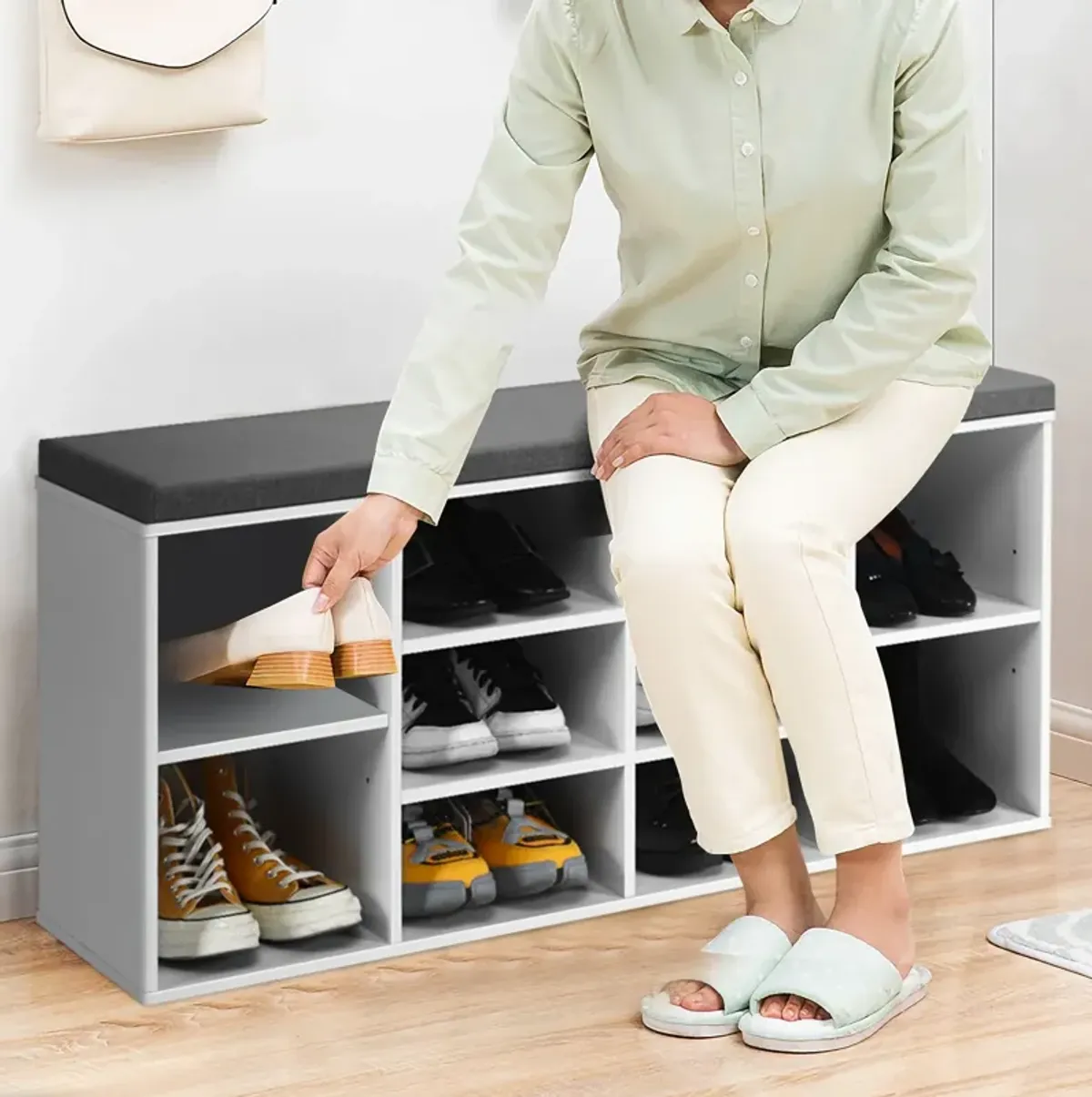 10-Cube Organizer Shoe Storage Bench with Cushion for Entryway