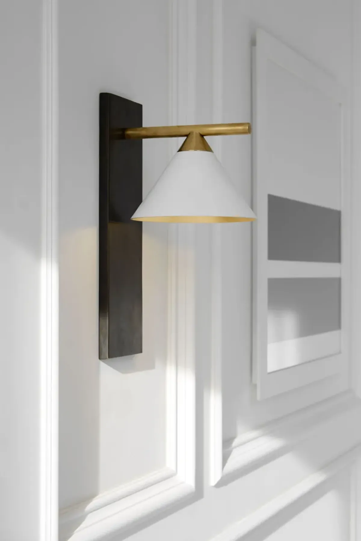 Cleo Sconce