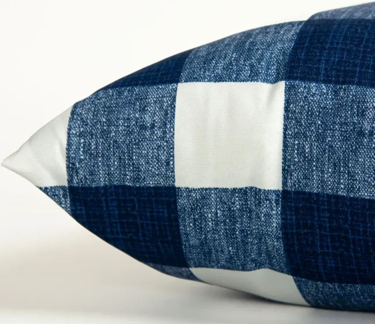 22"x22" Indoor/Outdoor Pillow