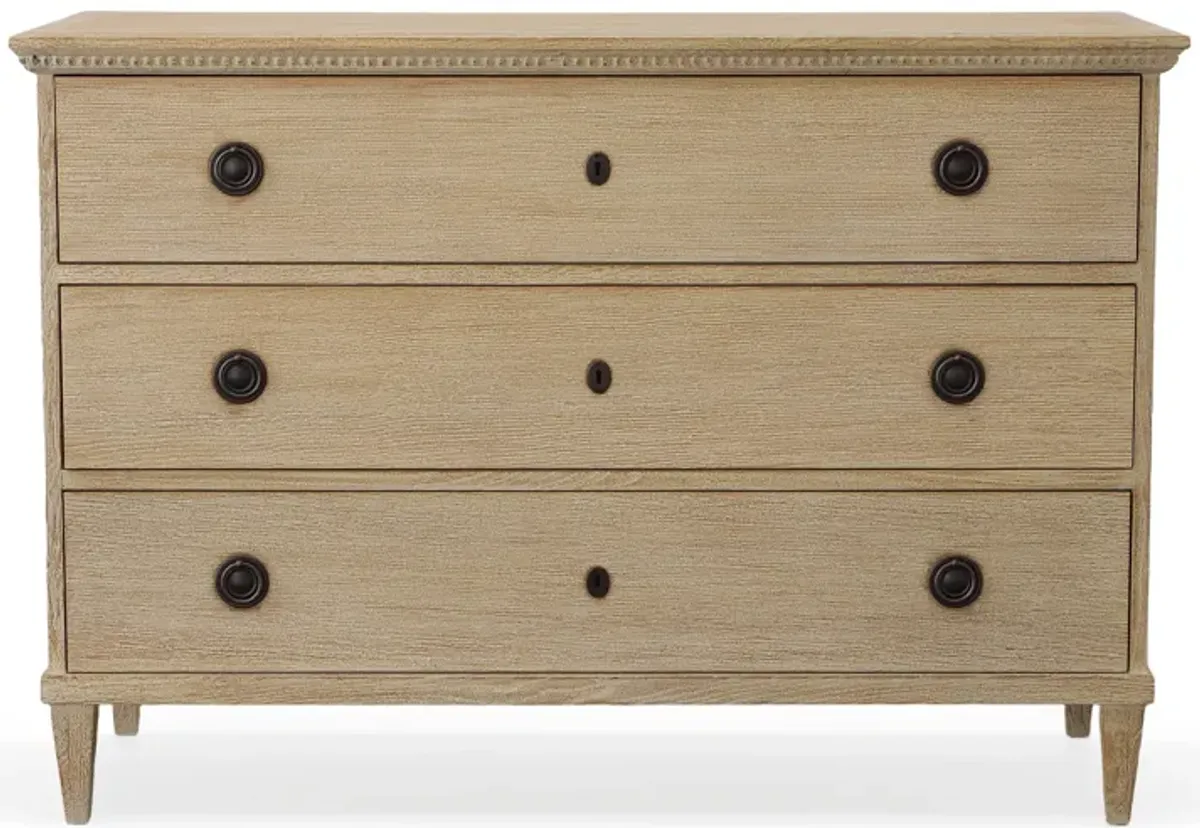 Fenimore Chest