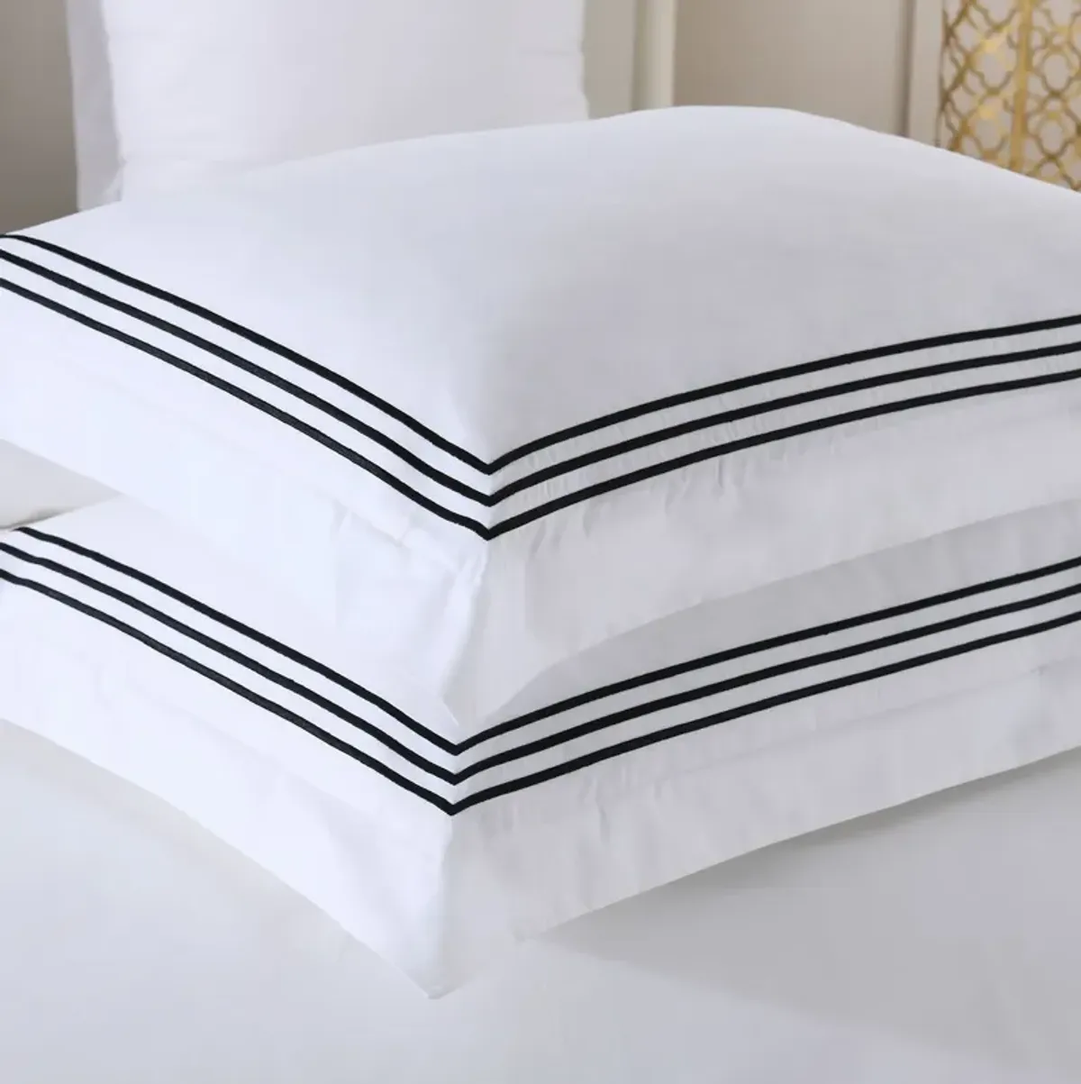 Egyptian Linens - Adeline Percale Embroidered Duvet Cover Set - Made in Egypt