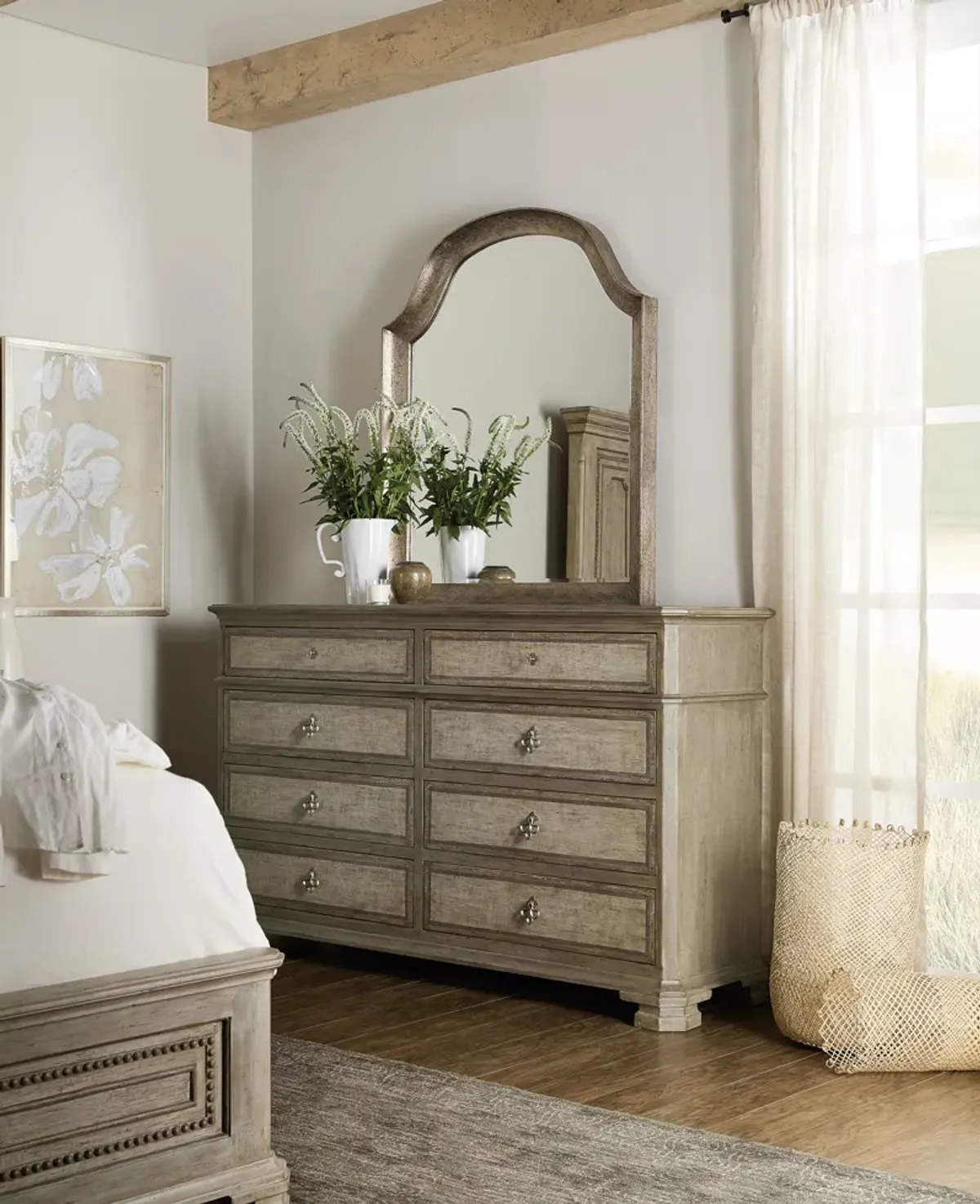 Alfresco Aldo Eight-Drawer Dresser