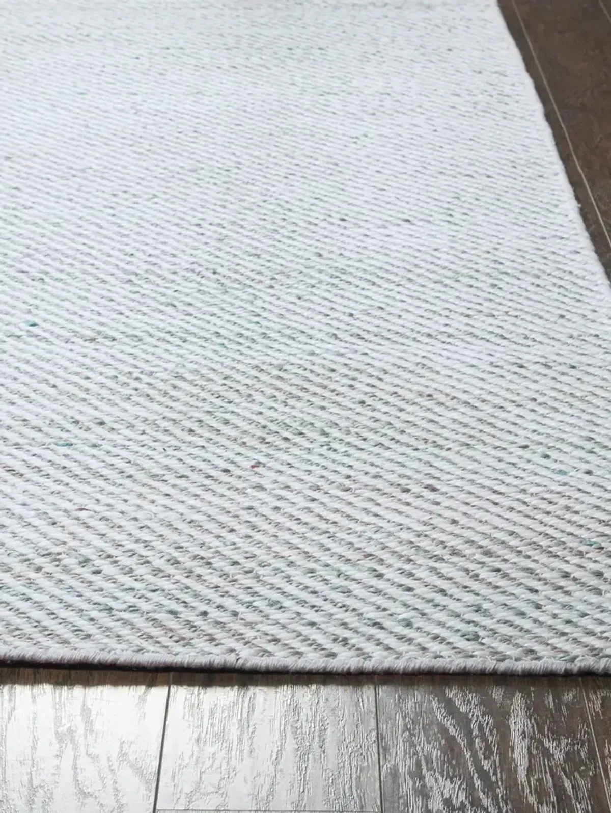 Ellington EG195A 2'6" x 8' Rug